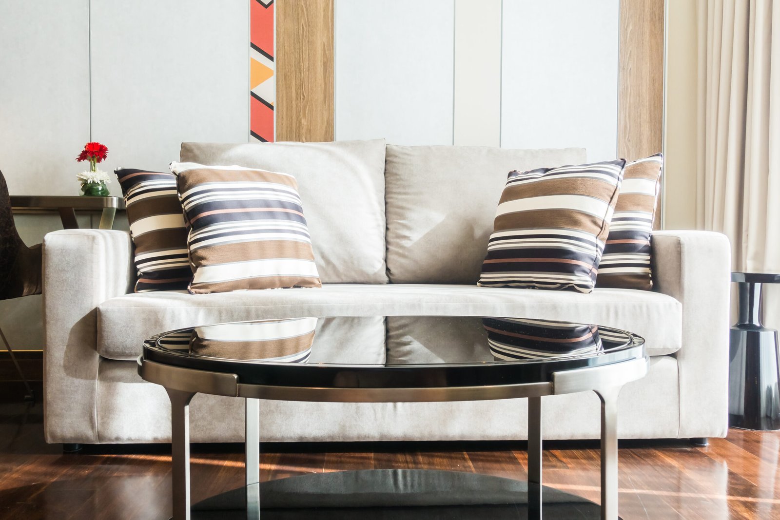 Coffee Table With Matching End Tables: Stylish Living Room Ideas